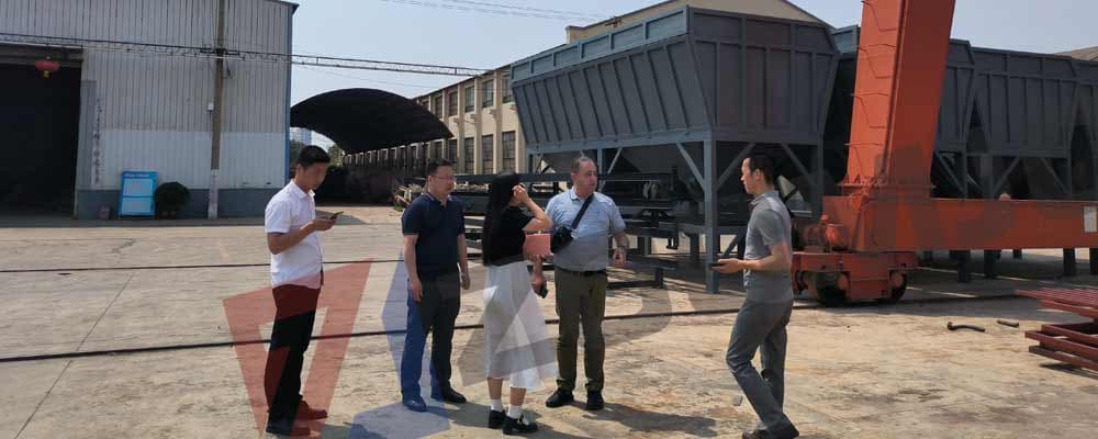 Customers Visit Concrete Batching Plant Manufacturing Factory